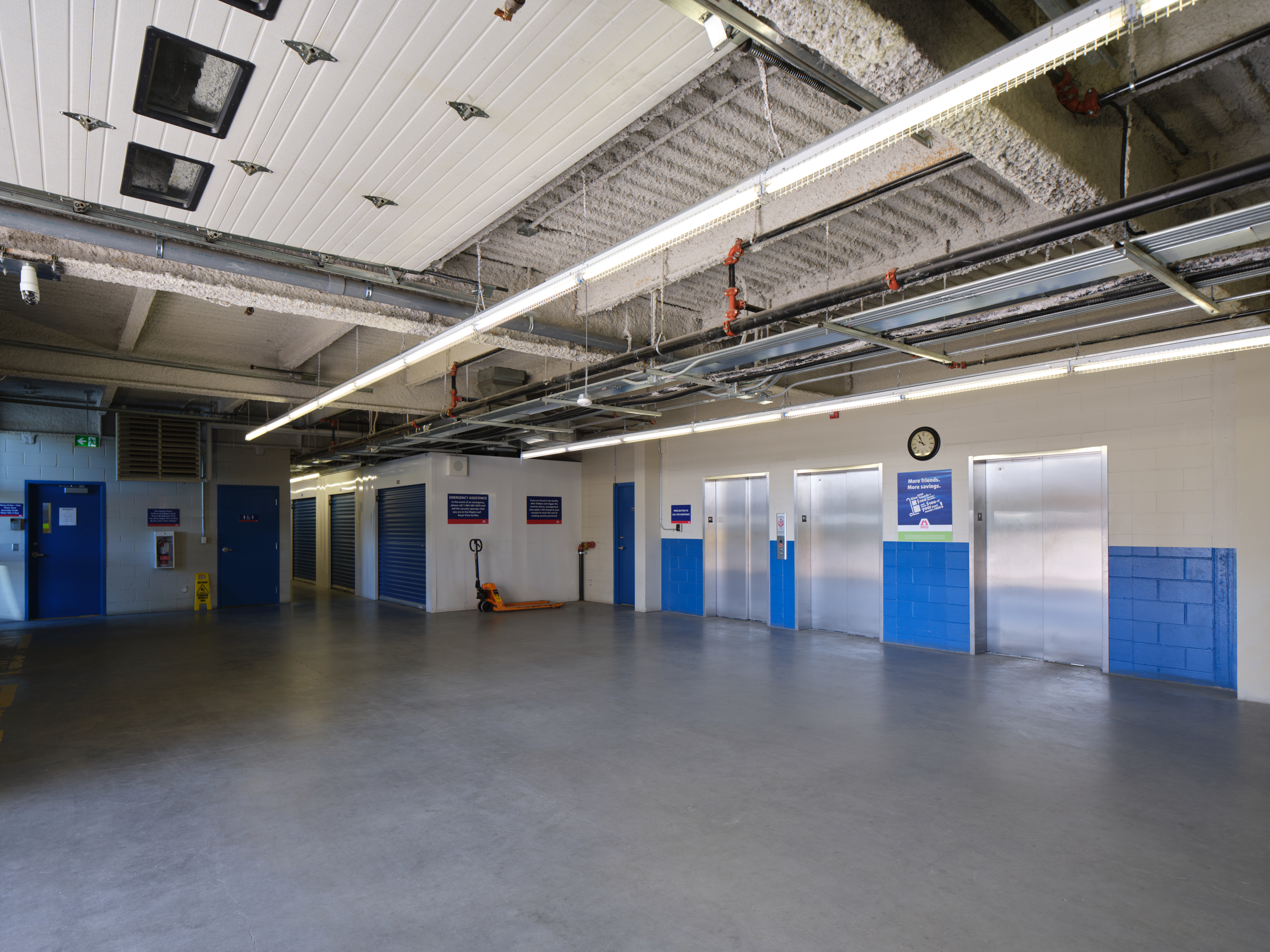 Calgary – Royal Vista  11 Royal Vista Link Northwest Calgary, AB T3R 0K4